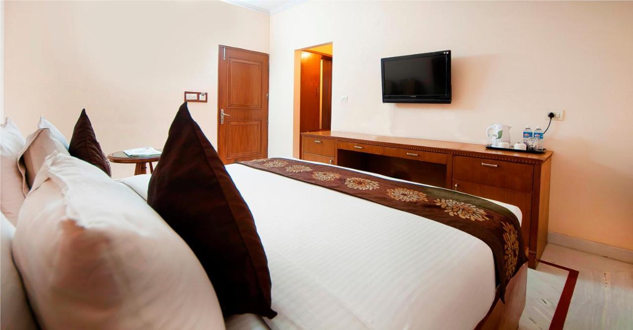 Fairmint Global Hotel New Delhi Luaran gambar